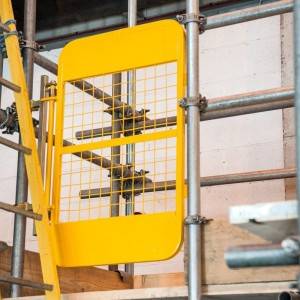 Scaffolding Self-Closing Safety Gate for Ladder...