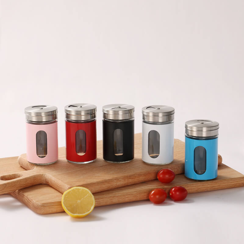 Innovative design redefines glass spice jars