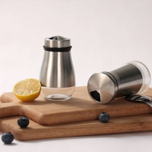 Wholesale 148ml glass spice jar with stainless steel shell for kitchen