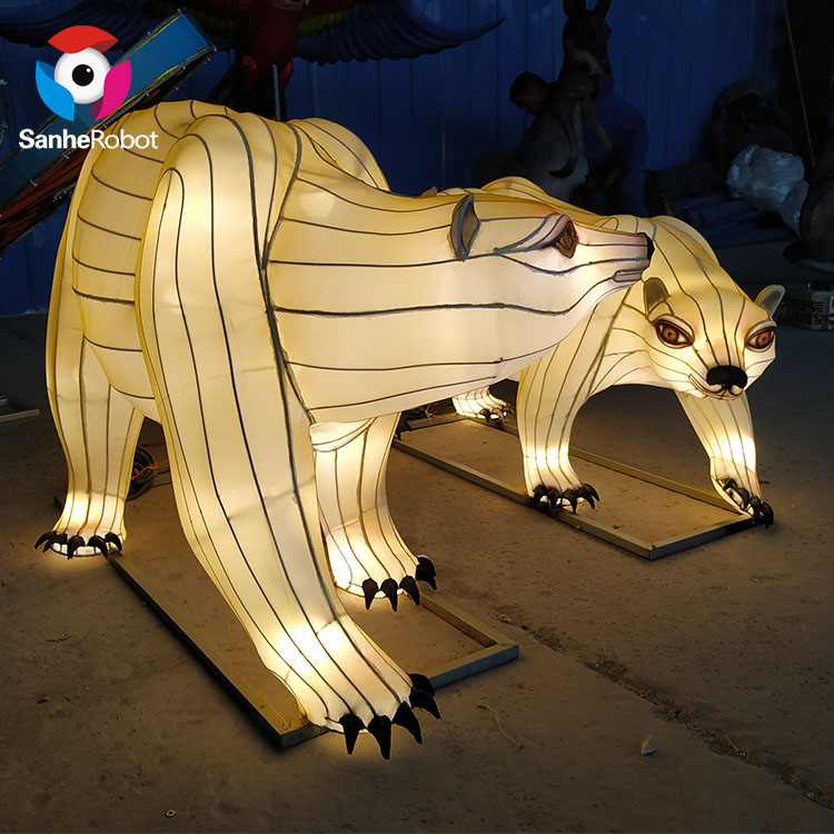 China Wholesale Christmas Lantern Festival 2021 Factories Pricelist - Silk Lantern Festival Decorate White Bear Animal Lantern for Park  – Sanhe