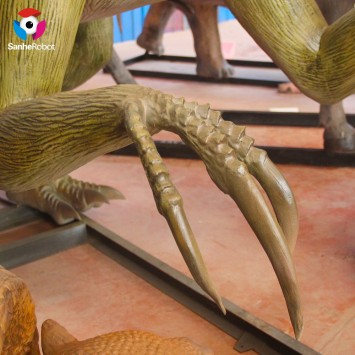 Realistic real size ancient animatronic dinosaur Erlikosaurus model for theme park