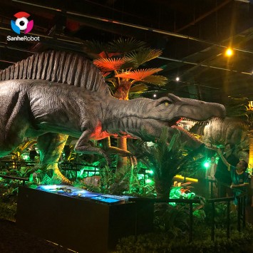 2019 Jurassic World Dinosaŭro-Modelo Vivgranda Animatrona Spinosaurus por Vendo