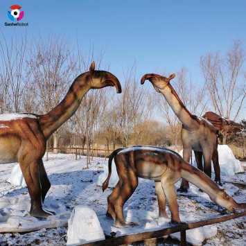Hewan prasejarah ukuran hidup hewan animatronik Macrauchenia patagonica untuk taman