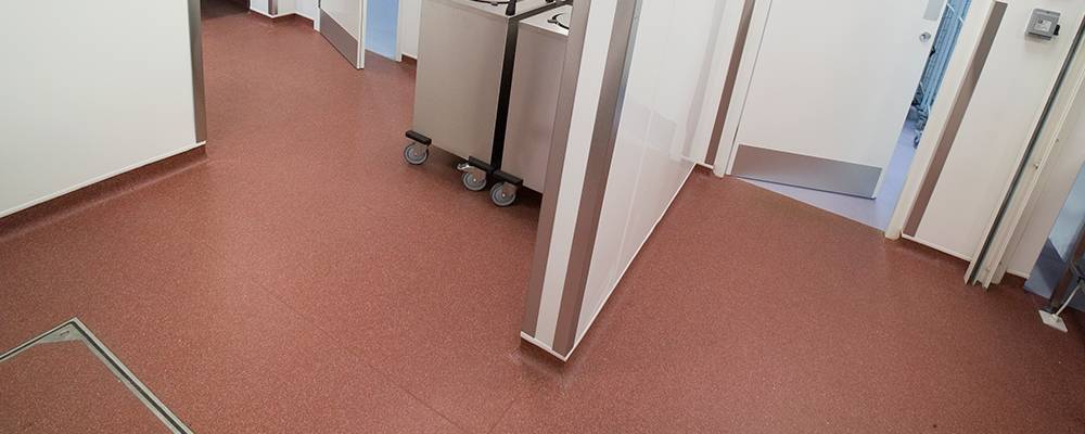 { Polyethylene wax }Comparison of the advantages of pvc floor and wooden floor(1)