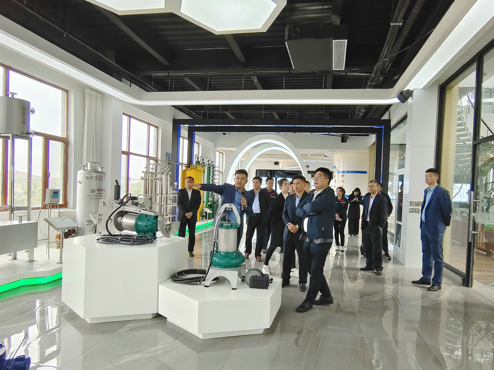 Clients Visit in the Weifang Factory