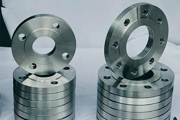 What are the four factors that affect the flange process
