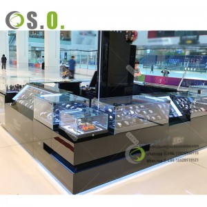 Custom Made Jewelry Display Kiosk 3D Rendering Jewelry Shop Design Counter Display