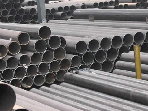 Connection method of carbon steel seamless pipe