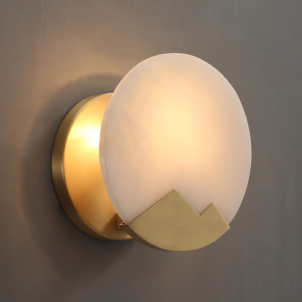 Šiuolaikinė alebastrinė sieninė lemputė