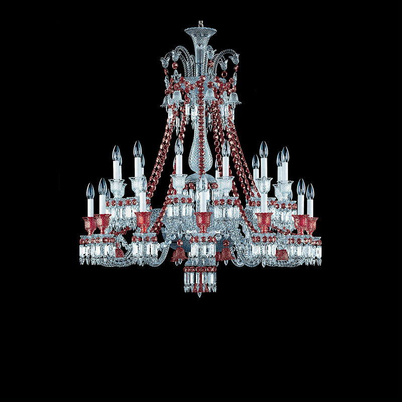 Poto 24 Maama Red Baccarat Chandelier