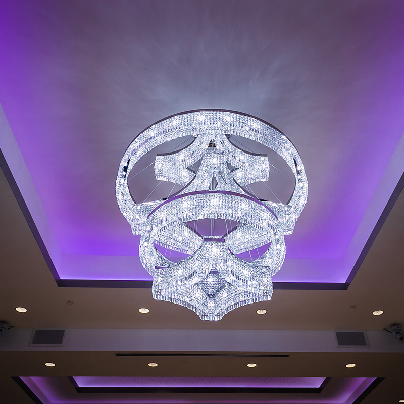 Lampadario di cristallu grande Illuminazione moderna di cristallo per a sala di banchetti