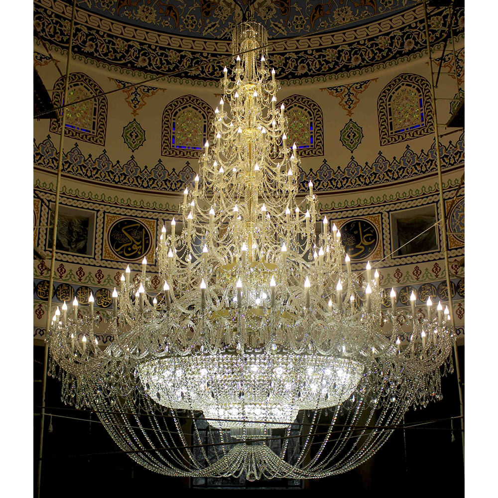 Bardzo duży żyrandol do żyrandola kopułowego dużego meczetu w holu