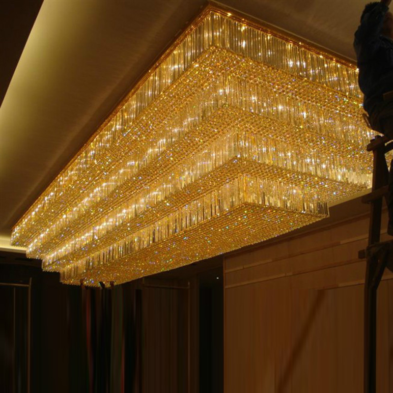 Luce di soffiu di cristallo rettangle extra grande à quattru livelli, fatta à misura, Enorme illuminazione di lobby di l'hotel montata à ras