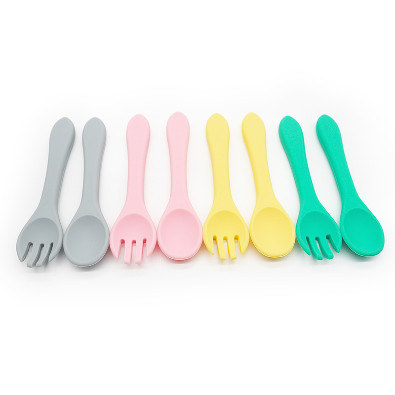 China Reasonable price China BPA Free Silicone Tableware Sucker Silicon Baby  Feeding Suction Bowl and Spoon for Kids factory and suppliers