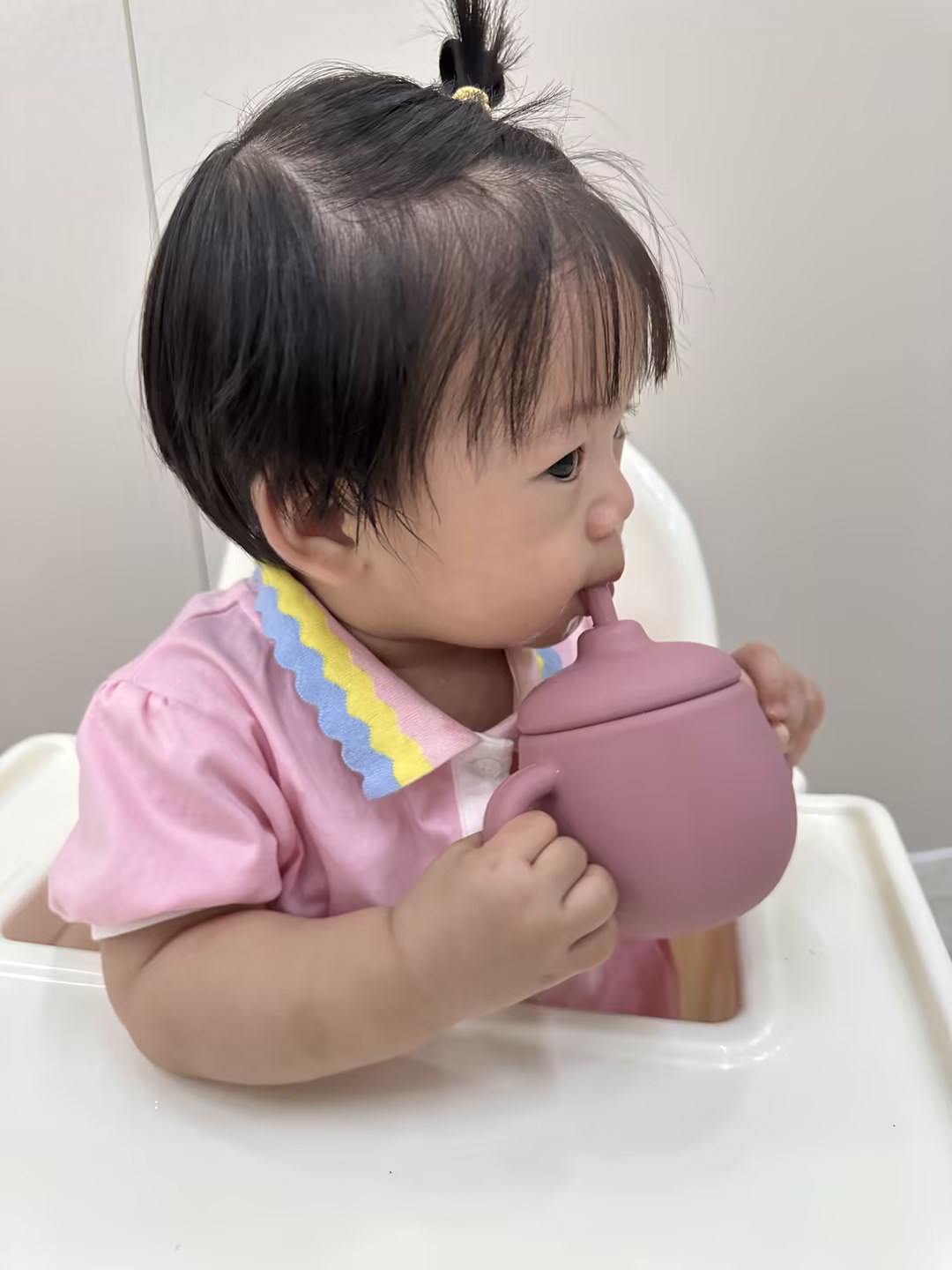 Kaip pakeisti savo kūdikį nuo buteliuko prie silikoninio kūdikio puodelio l Melikey