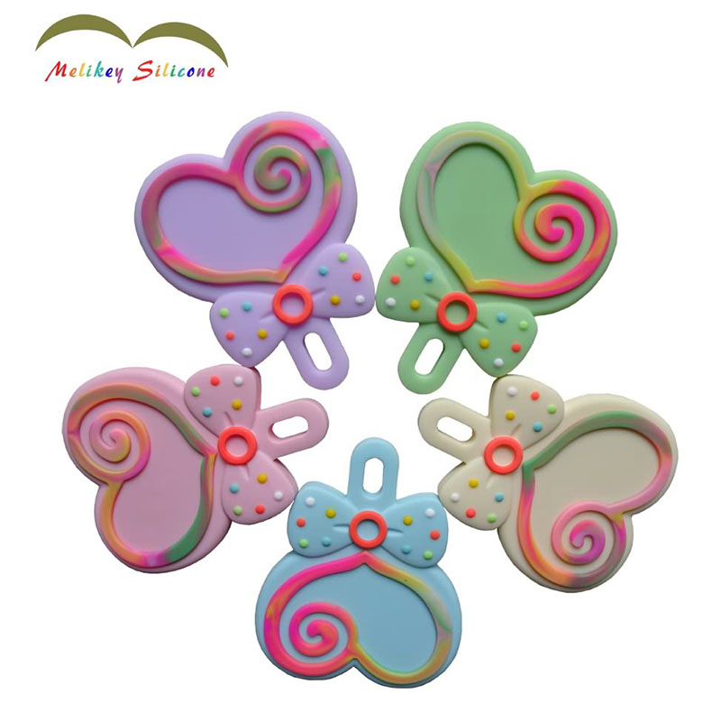 Silicone teether funny cute best natural teethers | Melikey Featured Image