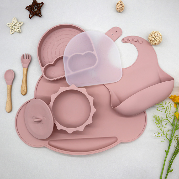 https://cdnus.globalso.com/silicone-wholesale/best-feeding-sets-for-baby.jpg