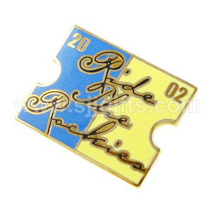 Leading Pin Manufacturer in China Design Your Personal  Metal Badges Discuses Football Club Badge Custom Hard Enamel Pin for Souvenir