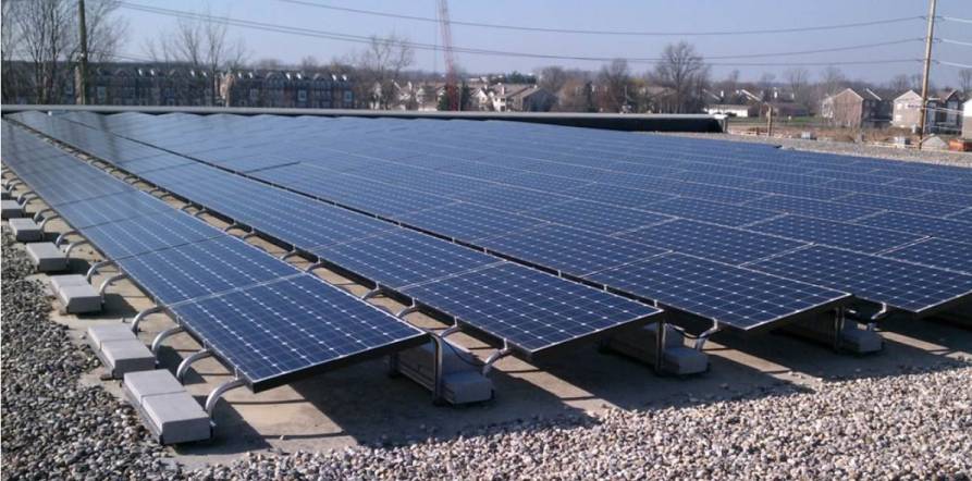 210 modules zijn officieel in productie genomen, Canadian Solar wil het patroon van de fotovoltaïsche industrie beïnvloeden