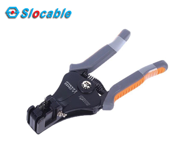 Slocable solar cable stripper