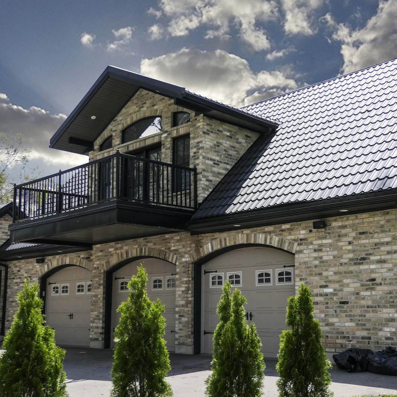 Stone Coated Metal Steel Roof Tiles Pros and Cons