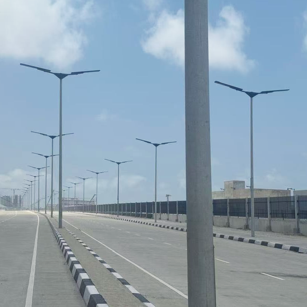 Double Single Arm Galvanized Steel Solar Street Light Pole