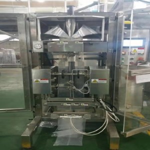 AUTOMATIC OIL/WATER/SAUCE/MILK FILLING PACKING PACKAGING MACHINE FOR LIQUID