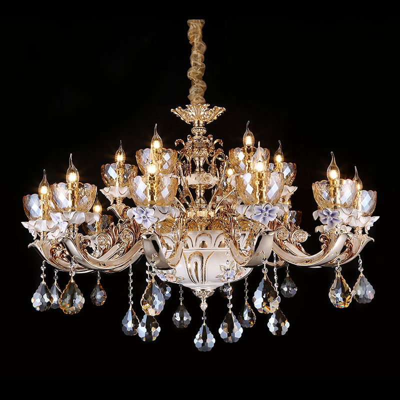 Chandelier 33293　Candle romantic and elegant European Crystal Chandelier Featured Image