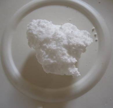Octadearyl dimetil amonium klorida