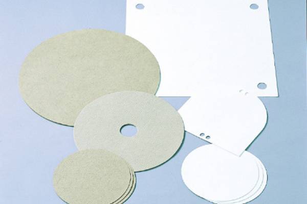 What are the classification of filter paper?