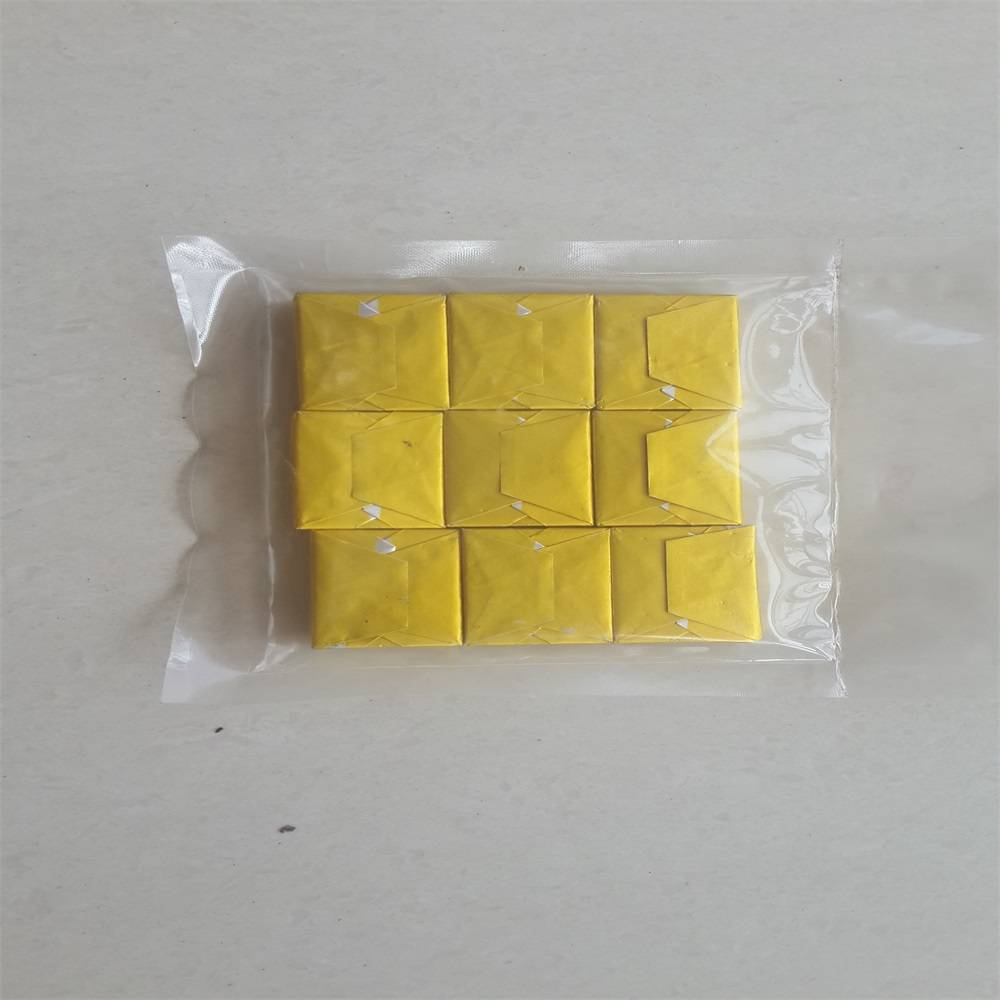 Chat Bouillon cubes