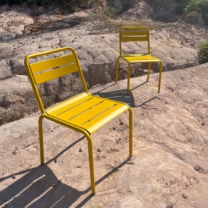 I-Industrial Aluminium Lightweight Stackable Outdoor Chair