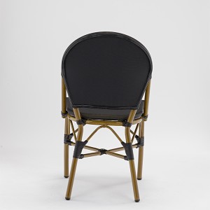 Cadeira preta empilhável com pintura de bambu para pátio