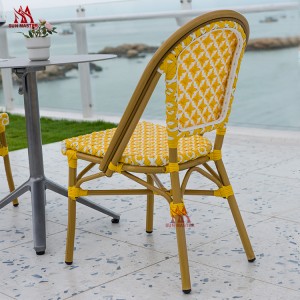 Cadeiras de comedor personalizadas de vimbio para patio
