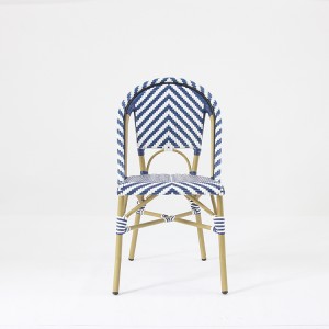 Модерен ратан плетен стол за бистро со двор што може да се натрупува