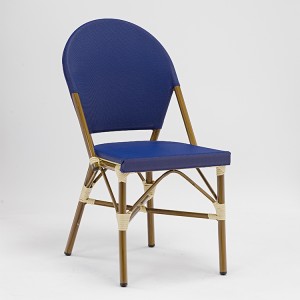 Тканина патіо з бамбуковим малюнком, яку можна штабелювати, темно-синій стілець