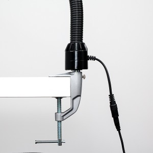 LED table lamp with clamp