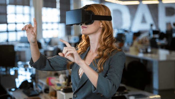 3 fordeler Virtual Reality kan gi bedriften din i de kommende årene