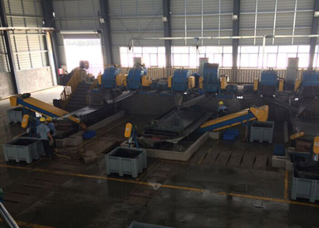 OEM Manufacturer Waste Plastic Shredder - Wet-type Cable Granulating Plant – Suyuan Lanning