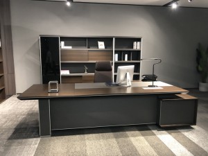 שולחן משרדי בעיצוב איטלקי בגודל מותאם אישית למנהל שולחן ED-5609
