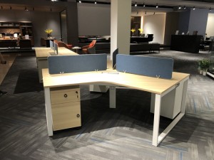 pregradna miza za pisarniško mizo za tri osebje velikosti po meri OP-6008