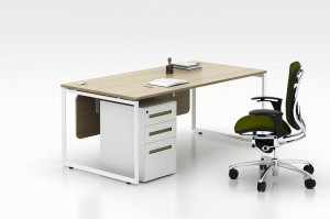 Wholesale Commercial Nije Furniture Algemien gebrûk Office Desk Modern wurkstasjonStencils