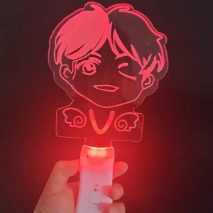 Prispôsobená akrylová Kpop Light Stick Koncertná idolová oficiálna svetelná palica