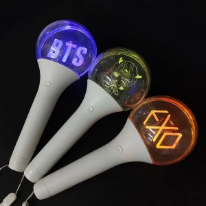 OEM Custom Cheering Concert Light Stick Gravéiert 3D Logo Acryl Led Stick