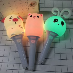 Cuirm-chiùil Custom Light Up Props Silicone Cartoon Light Stick