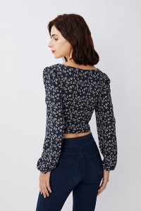 Supply OEM Wholesale Custom Floral Printed Square Neck Crop Tops Women Blouse Long Sleeve Shirts