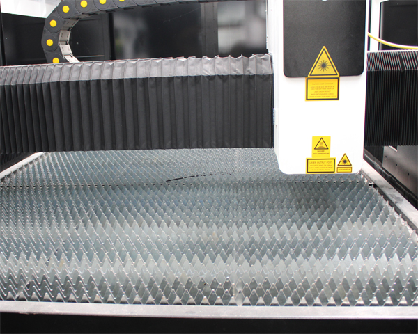 TEJ1530AF máquina de corte a laser de fibra corte de metal corte de aço inoxidável auotmatic Imagem em destaque