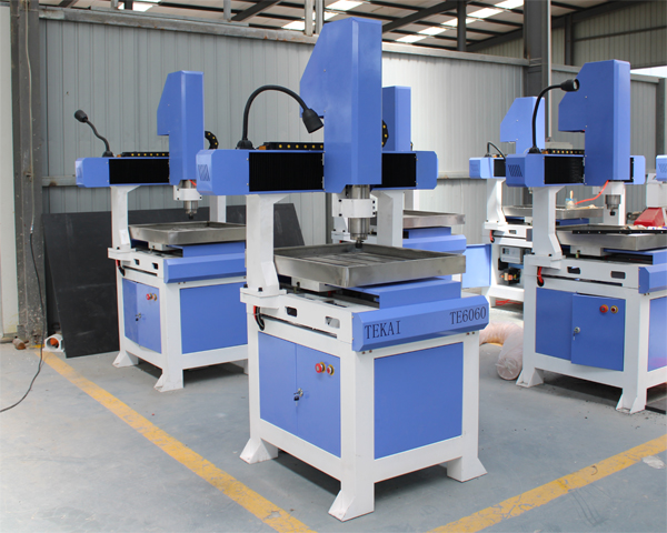 High Quality OEM 4 Axis Cnc Router Price Factories –  TE6060 mould making cnc router high precision table moving router cnc for metal engraving – Tekai Featured Image