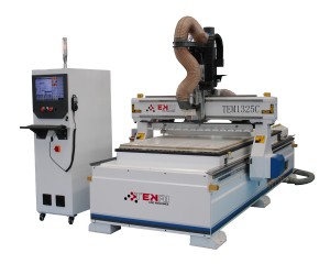 Best Price on 1325 Acrylic/Wood Cutting Machine with Atc Advertising Machine China