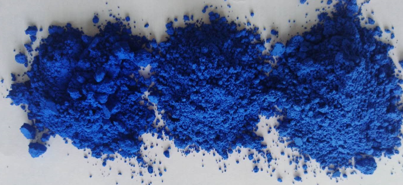 Ultramarine biru